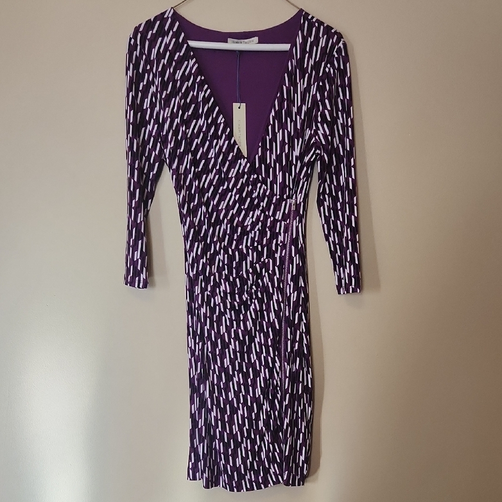 41 Hawthorn Purple and White Quarter Sleeve Dress